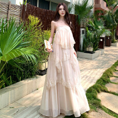 批发浪漫氛围感仙女裙蛋糕裙连衣裙度假裙法式蕾丝露背吊带裙