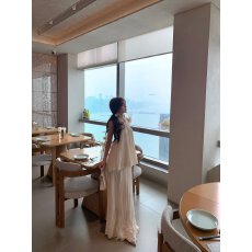 批发独特绝美度假<b class='q'>套装</b>女气质名媛重工蕾丝拼接挂脖上衣半裙两件套