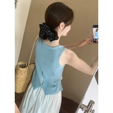 批发现 设计感后背扣子冰麻背心2026春季新款<b class='q'>韩版</b>百搭休闲无袖上衣女