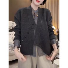 批发老钱风V领双排扣针织开衫女春秋季<b class='q'>韩版</b>灰色长袖气质百搭上衣
