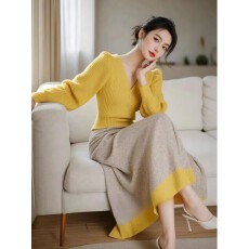 批发2025新款休闲套装女装春秋季<b class='q'>职业</b>V领长袖针织上衣<b class='q'>半身裙</b>两件套装