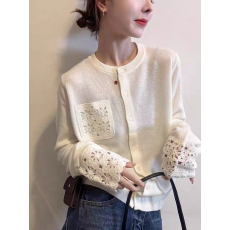 欧洲站2025冬季新款欧货设计感袖口钩花镂空排扣羊毛针织开衫毛衣