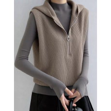 批发法式设计感连帽叠穿针织马甲2025秋冬宽松休闲百搭纯色无袖马夹女