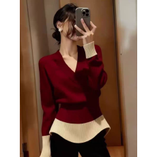 批发圣诞新年红色拼接v领收腰毛衣女秋冬季修身显瘦高级感打底针织衫