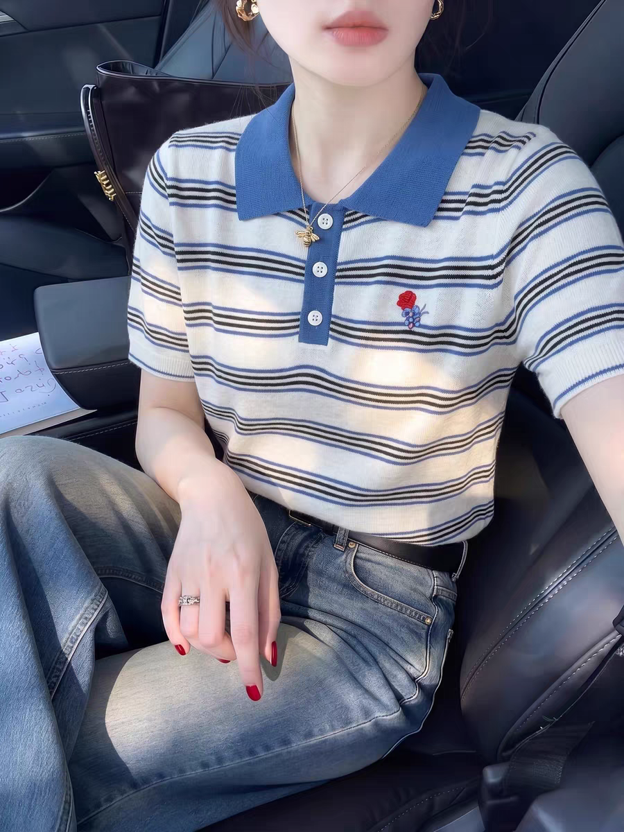 파란색 POLO 칼라 루즈핏 한 부서 착용 가져 가라. 반팔 티셔츠 여성 의류 2026 여름 디자인 센스 고유 한 아름다운 맨위