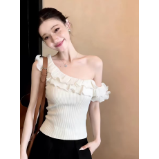 批发韩系杏色荷叶边一字肩无袖t恤女夏季绝美巨好看的冰丝<b class='q'>针织</b>小上衣