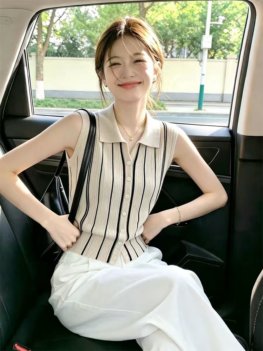 폴로 칼라 스트라이프 니트 표지 대리인 우유 조끼 여성 여름 2026 새로운 패션 외국 가스 루즈핏 외출용 얇은 스타일 맨위