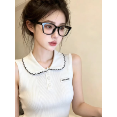 温柔风娃娃领无袖针织背心女夏季新款减龄白色纽扣装饰甜辣妹上衣
