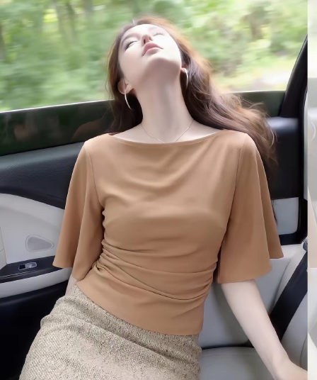 프랑스식 빛 럭셔리 아름다운 커피 핑크색 흔들다 칼라 5 점 소매 짠 셔츠 여성 여름 새로운 다용도 몸매 가꾸기 슬림해 보이는 맨위