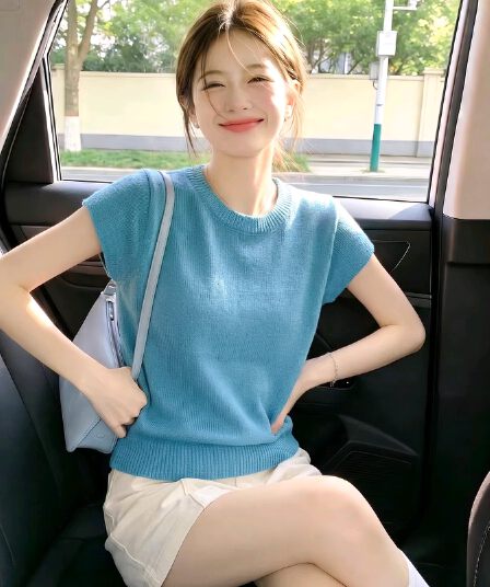 일상 절묘한 작은 날다 소매 얼음 실크 니트 스웨터 여름 라운드 넥 단색 부드러운 맨위 슬림해 보이는 아름다운 작은 셔츠