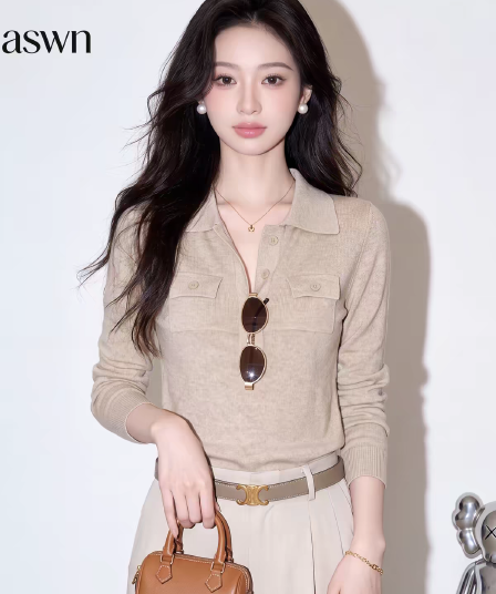 aswn 오트밀 색상 POLO 칼라 니트 스웨터 여성 가을 2026 새로운 더블 주머니 몸매 가꾸기 긴팔 품격 얇은 스타일 맨위