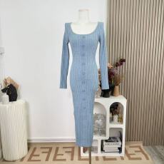 批发【Fart Shop】雾海诗行 纯色长袖针织连衣裙女秋冬方领修身包臀裙