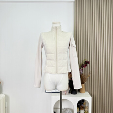 批发titi小姐姐【暖绒絮章】轻薄修身收腰排骨羽绒服女冬米色保暖外套