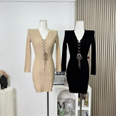 批发FAY【极光】秋冬款烫钻绑带收腰针织7分袖包臀连衣裙