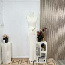 批发DFAY 杏色针织<b class='q'>长裙</b>修身显瘦气质优雅百搭开衩无袖包臀<b class='q'>连衣裙</b>女冬