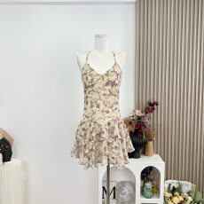 批发NAOAO 桔梗茉莉  超多姐妹们爱的掐腰显瘦显白春夏<b class='q'>无袖</b>碎花吊带裙