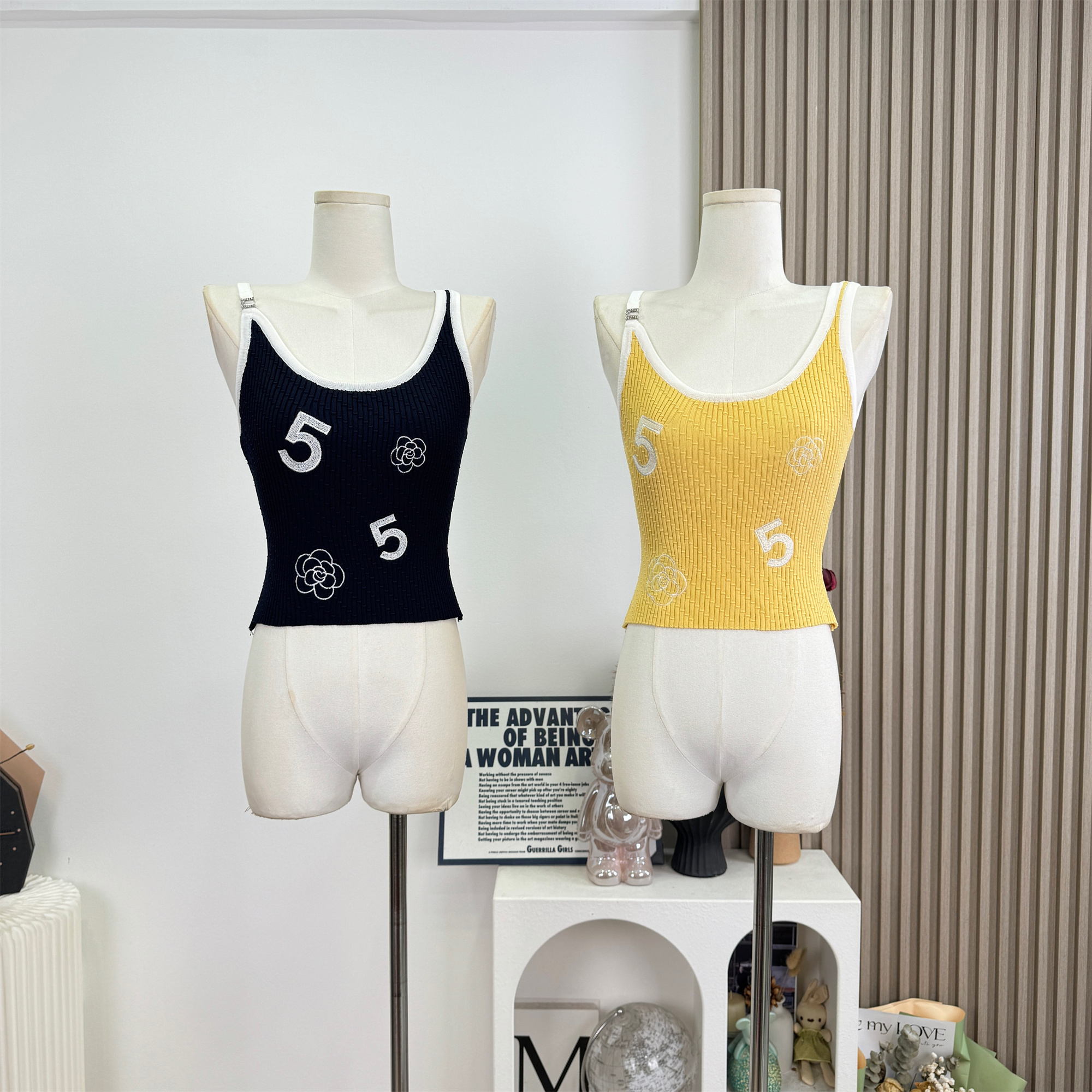 okmashop chane 사랑 여름 니트 슬립 맨위 여성 여름 품격 몸매 가꾸기 순수한 욕망 섹시함 V넥 조끼