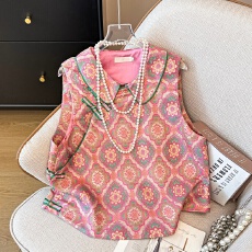 批发实拍新中式复古改良民族风翻领重工缎面织锦刺绣马甲坎肩汉服上衣