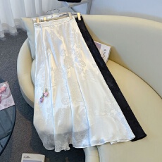 批发实拍新中式气质国风古典复古显瘦汉服花苞吊坠重工提花改良半身裙