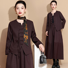 批发实拍新中式汉服盘扣V领长袖上衣领带唐装改良女古风半身裙三件套