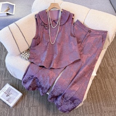 批发实拍新中式唐装汉服重工提花刺绣翻领盘扣马甲搭配阔腿长裤套装