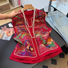 批发实拍新中式2026国风汉服重工提花刺绣圆领盘扣领开叉下摆马甲背心