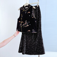 批发实拍新中式马踏祥云汉服重工刺绣斜襟丝绒马甲搭配亮片半身裙套装