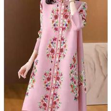 批发日系褶皱春秋季阔太太大码宽松复古高领时尚显瘦印花<b class='q'>妈妈装</b><b class='q'>连衣裙</b>