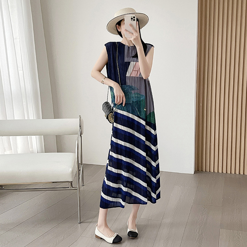 2026 여름 새로운 주름 패션 슬림해 보이는 프린트 색상 그라데이션 신선함 달콤함 품격 몸매 가꾸기 드레스