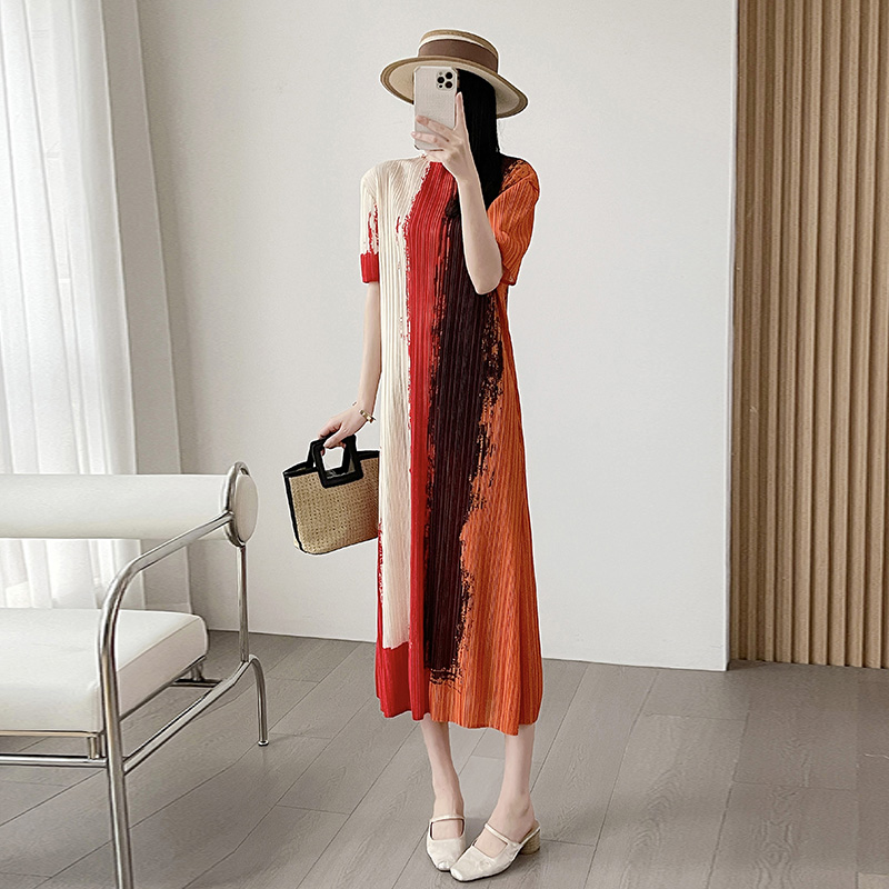 세 하우스 주름 터틀넥 품격 프린트 슬림해 보이는 드레스