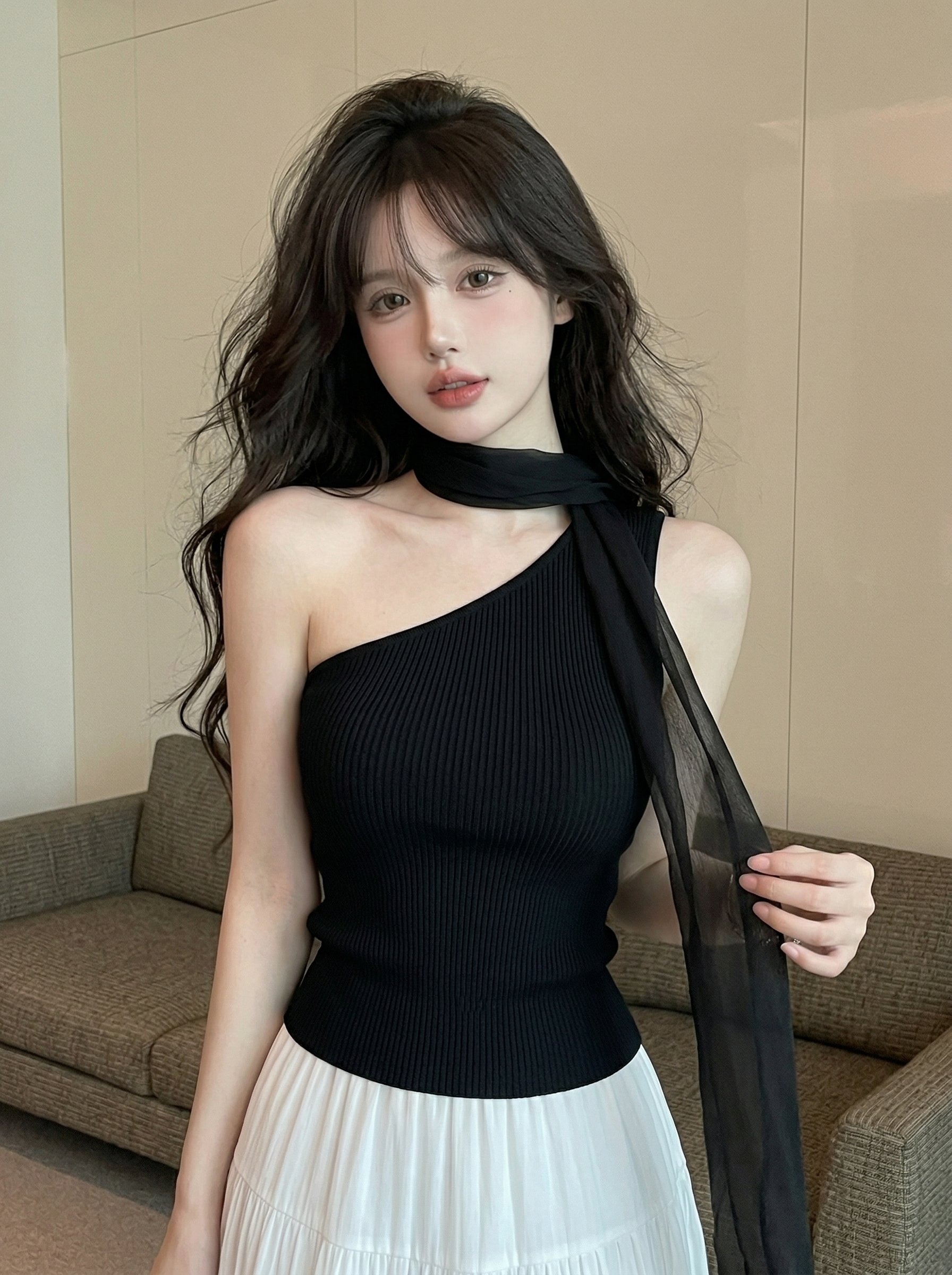실사 정가 여름 새로운 디자인 센스 망사 리본 행침 목 몸매 가꾸기 슬림해 보이는 비스듬한 어깨 니트 조끼