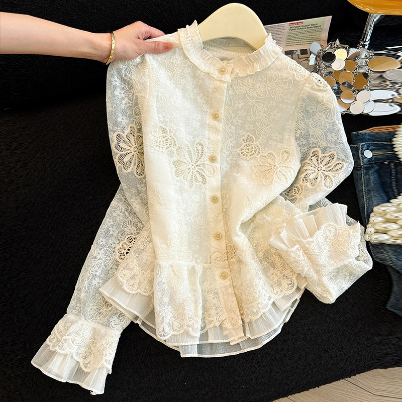 궁정 바람 무거운 작업 레이스 자수 여성 셔츠 2026 조기 봄 품격 프릴 디자인 맨위