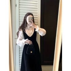 批发桃可了 剧场主角 丝绒u领连衣裙女+重工宫廷立领长袖衬衣套<b class='q'>装</b>冬款