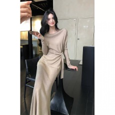 批发【12.12 20:00pm上新】【舒缕】30羊毛针织套装 自由领上衣+鱼尾