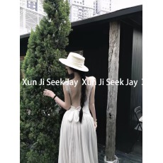 批发氛围感拍照蕾丝<b class='q'>拼接</b>露背吊带<b class='q'>连衣裙</b>夏收腰大摆裙温柔海边度假长裙