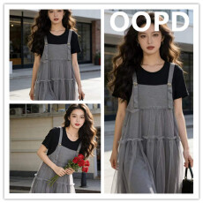 批发孕妇装<b class='q'>连衣裙</b>2026新款网纱拼接针织背带裙孕妇裙