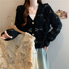 批发实拍<b class='q'>大码</b>花朵<b class='q'>开衫</b>针织披肩外套手勾盘花长袖设计感上衣