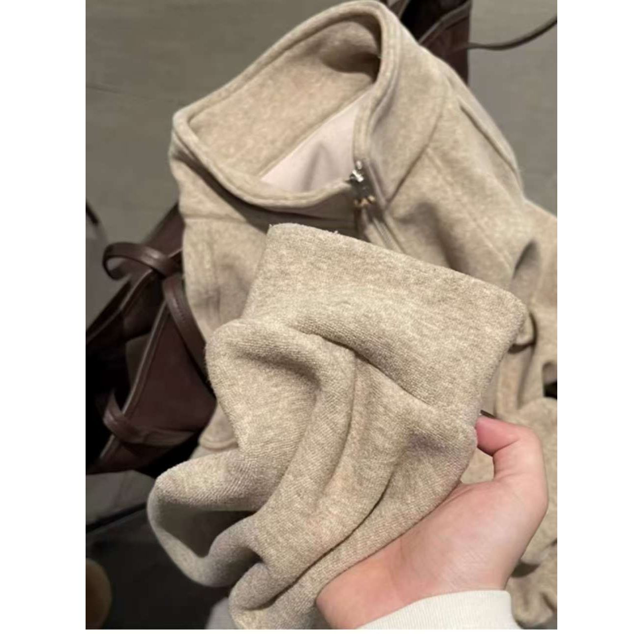원본 품질 높음 물품 폭발 느긋한 펌프 로프 하프 지퍼 터틀넥 털이 있는 후드티 재킷 외출용