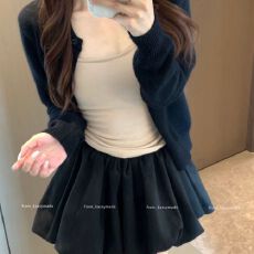 批发【有内里~原版麂皮绒面料+原版做工】宽松短款花苞<b class='q'>半身裙</b>女