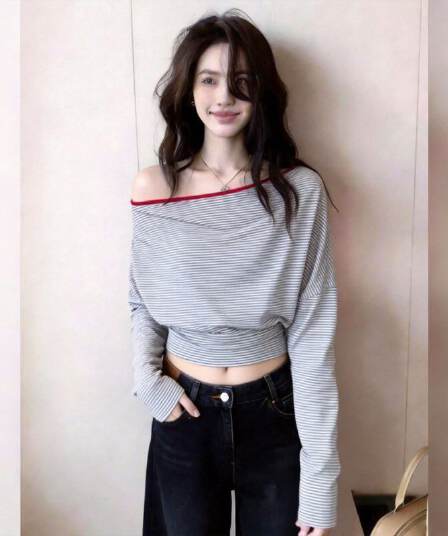 봄 새로운 프랑스식 디자인 센스 작은 대중 패션 품격 여성 의류