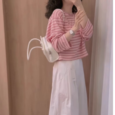 批发韩式简约高级感早秋新款<b class='q'>条纹</b>设计感打底衫搭配高腰休闲裤子两件套