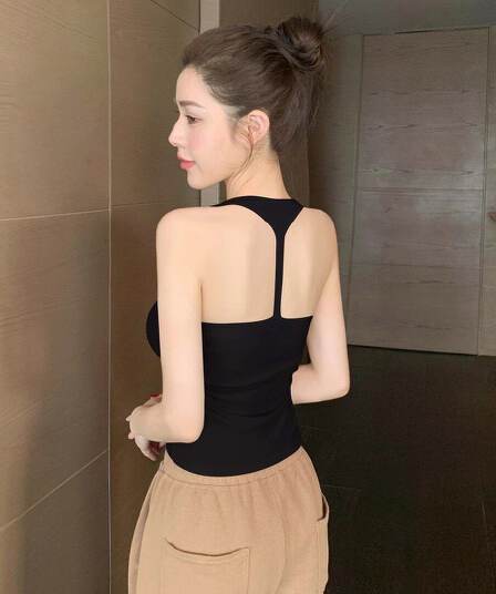 경관 그림 핫걸 바람 행침 목 백리스 캐미솔 몸매 가꾸기 작은 대중 다용도 디자인 센스 인사이드 잡아라. 의류