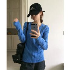 韩系气质蓝色v领麻花长袖针织毛衣女秋季显瘦软糯上衣