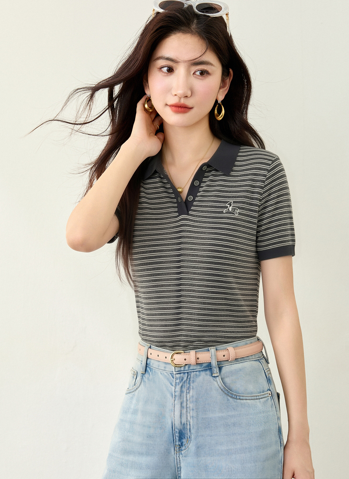 실사 있음 2026 년 여름 패션 다용도 풀오버 스트라이프 POLO 칼라 슬림해 보이는 품격 반팔 티셔츠 여성