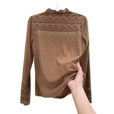 批发秋冬新款精致长袖<b class='q'>蕾丝</b>衫气质收腰型烫钻水溶<b class='q'>蕾丝</b>上衣女