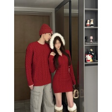 批发实拍圣诞红色新年针织衫白色毛毛领毛衣氛围感<b class='q'>连衣裙</b>情侣男女