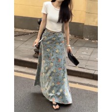批发原创设计感复古花朵印花牛仔半身裙女2025夏<b class='q'>街头</b>宽松显瘦长裙