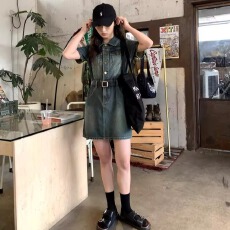 批发复古做旧牛仔连衣裙女春夏2026新款工装风短袖中长裙子