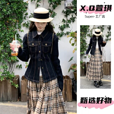 批发复古正肩翻领<b class='q'>牛仔</b>外套女秋季新款高级感修身显瘦百搭小众夹克上衣
