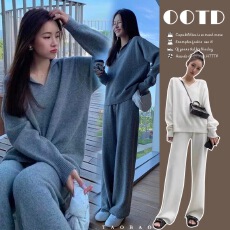 批发孕妇冬装套装时尚款外出网红孕妇上衣新款冬毛衣秋季托腹裤两件套